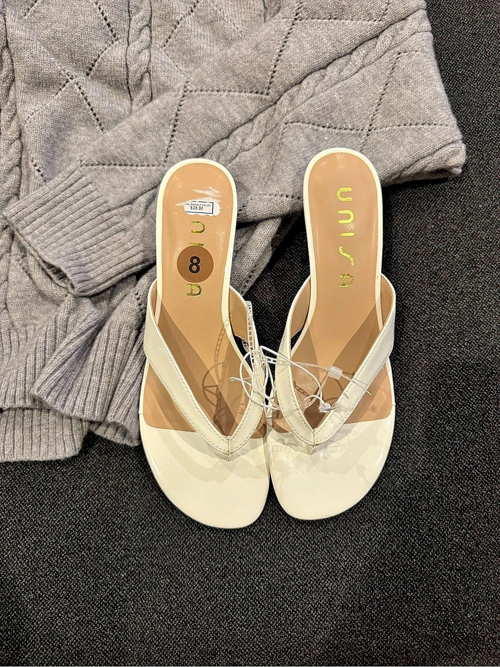 Women's White Kitten Heeled Sandals Size US 8